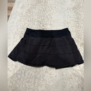 LULU LEMON PACE RIVAL SKIRT SIZE 6